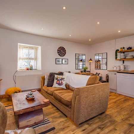 Cosy Farm Conversion In The Heart Of Pembrokeshire Maenclochog Exterior foto